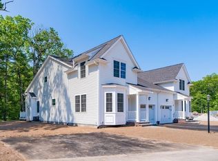38 Acorn Pl #38, Millis, MA 02054