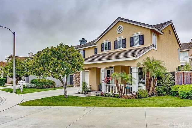 1st image of 6 Boulder Cir