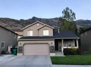 10538 Sugarloaf Dr, Cedar Hills, UT 84062