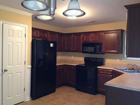 3rd image of 314 Laurel Woods Dr