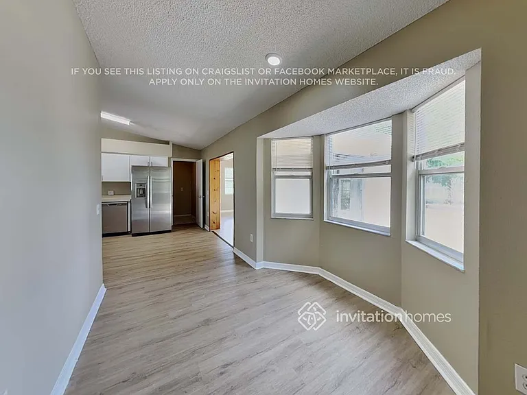 3834 S Chamberlain Blvd — Photo 7