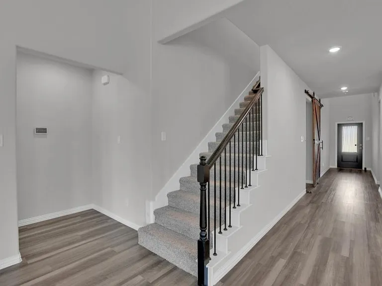 507 Crystal Clear Ln — Photo 15