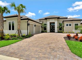 9325 Rapallo St, Naples, FL 34119