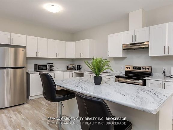 2nd image of 34 Bounty Ave
