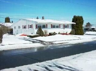 1503 Elayne St, Bethlehem, PA 18017