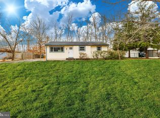 168 Bentwood Dr, Malaga, NJ 08328