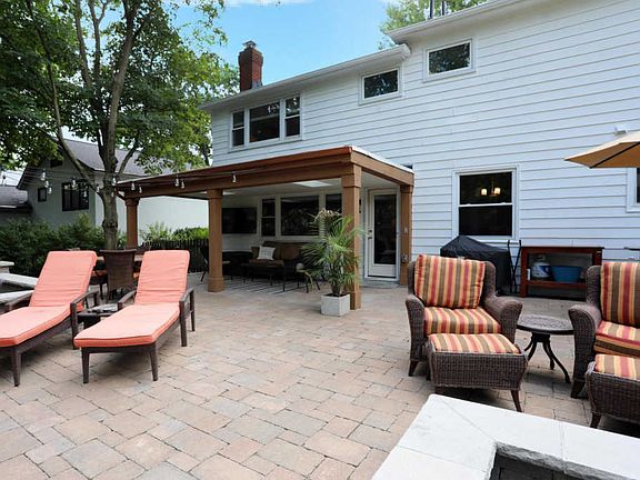 3rd image of 4174 Chadbourne Dr