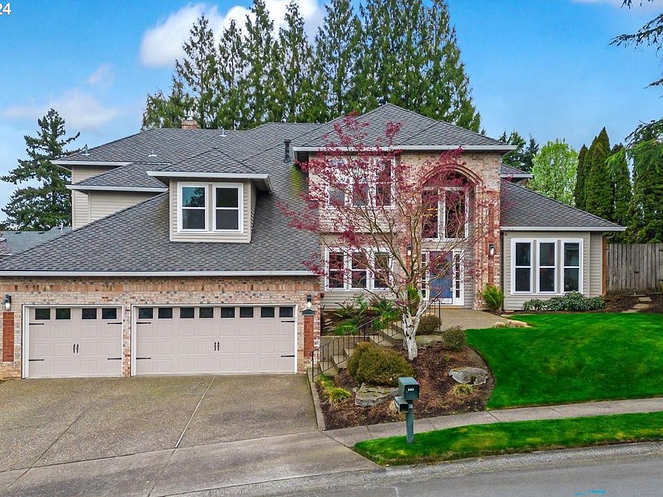1st image of 2109 Club House Dr