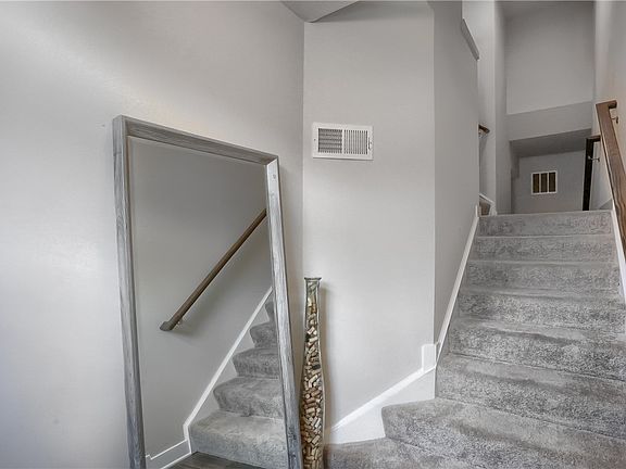 5th image of 181 Moyer Hill Dr