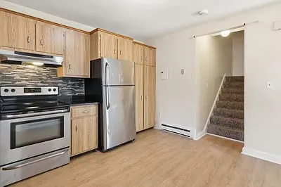 463 Pond St #3 — Photo 5