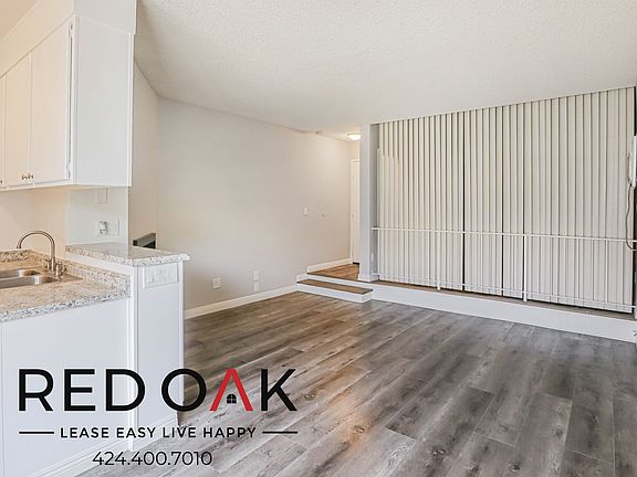 5th image of 8430 Cedros Ave #106