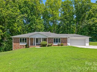 233 Laburn Ave, Charlotte, NC 28214