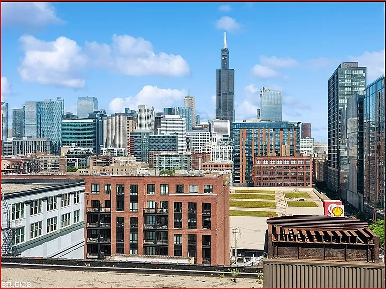 1224 W Van Buren St — Photo 18