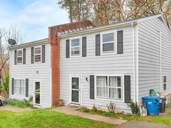 113 Summit St #113, Charlottesville, VA 22903