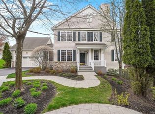 92 Pinehurst Cir, Monroe, NY 10950