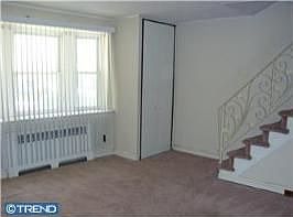 3rd image of 6804 Lynford St