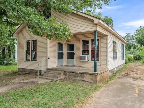 614 Main St, Teague, TX 75860