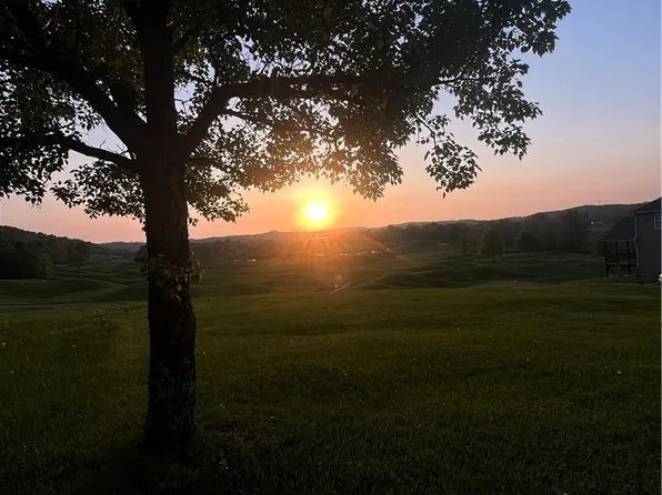 Woodridge Dr, Mineral Wells, WV 26150