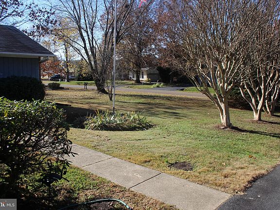 5th image of 305 Drovers Way