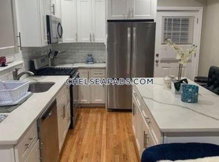 136 Grove St, Chelsea, MA 02150