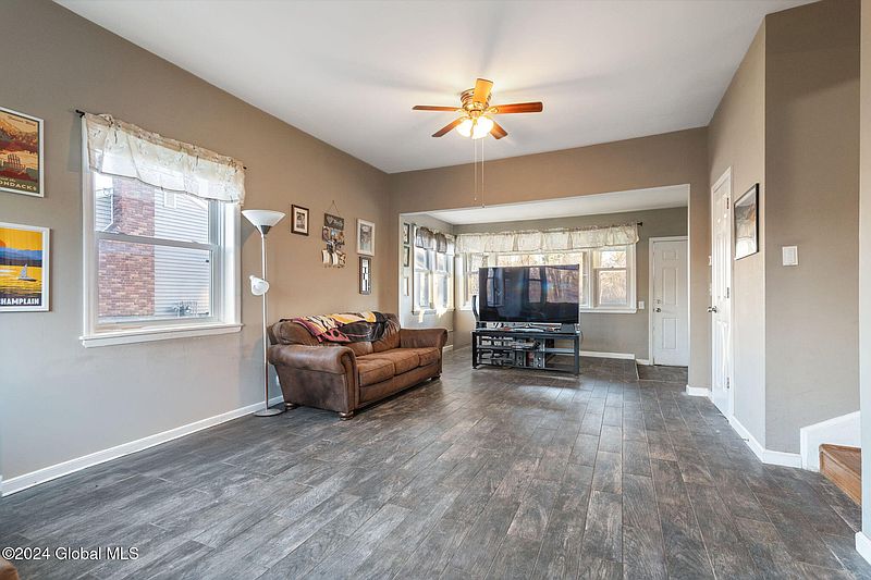 5th image of 4380 Weaver Road
