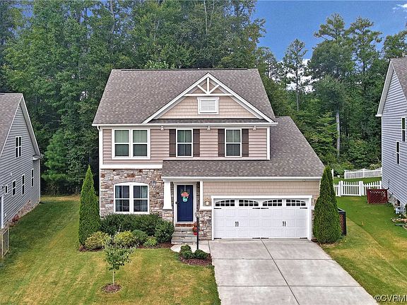 2nd image of 7588 N Franklins Way