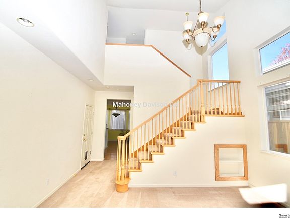 5th image of 1423 Woodside Cir
