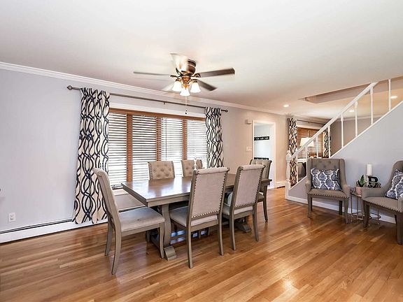 4th image of 50 Barbara Ln
