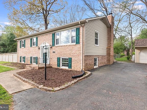 3rd image of 10200 Ni River Dr