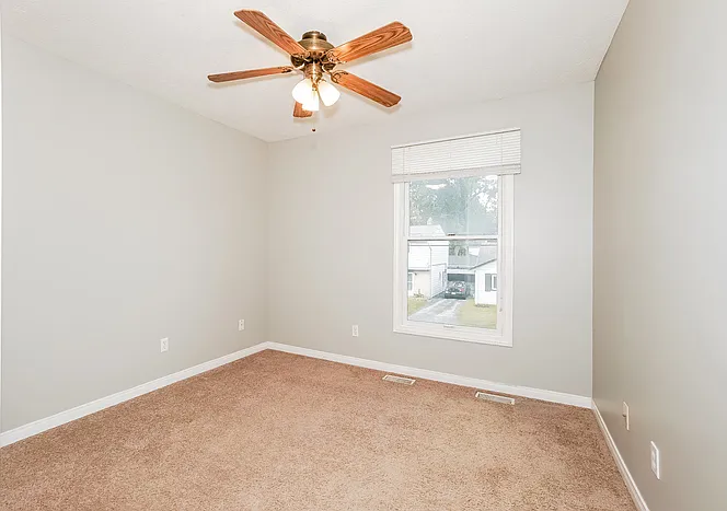 123 Plymouth Rd — Photo 9