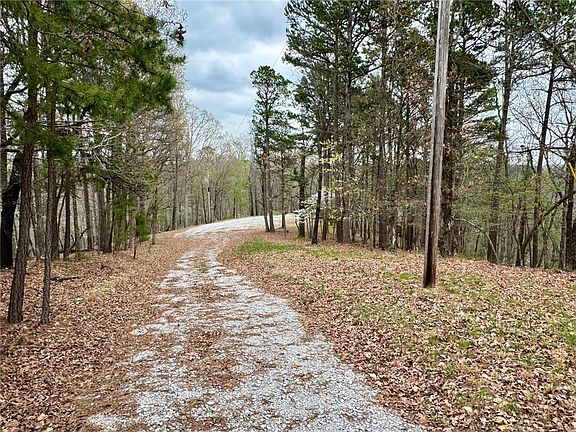 3rd image of 144 Dogwood Cir