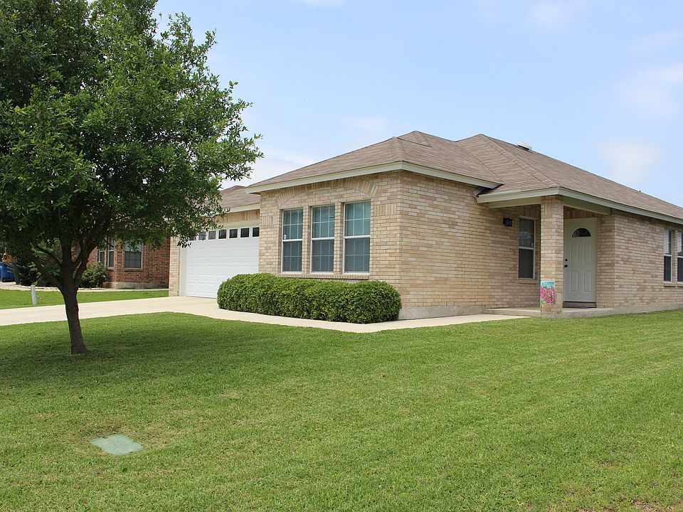 1st image of 874 Spyglass Dr