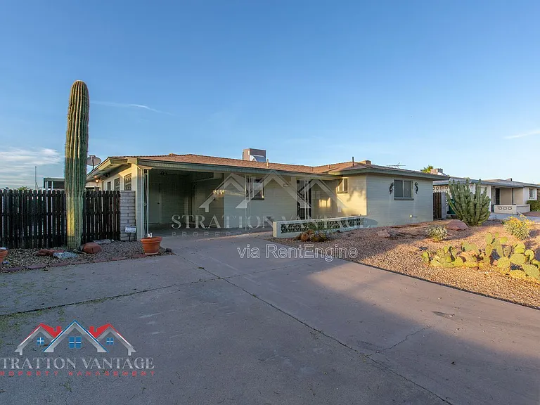 5706 E Des Moines St — Photo 3