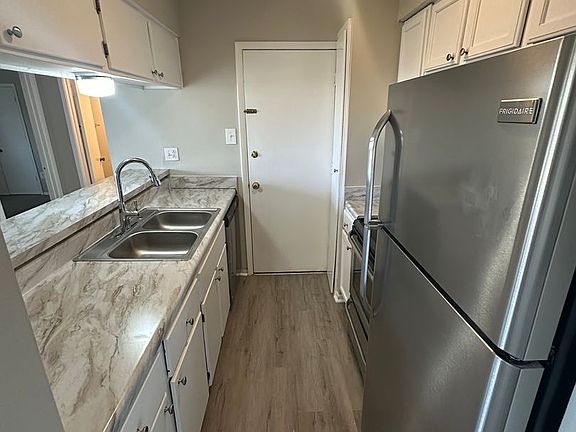 4th image of 6699 Whispering Oak Pl APT 4