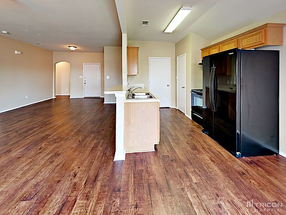 4th image of 3105 Ronay Dr