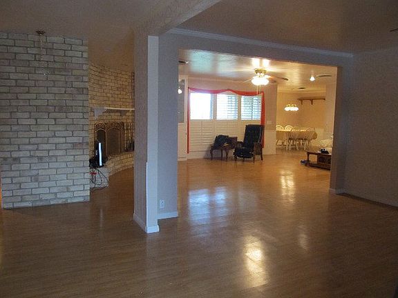 2nd image of 2141 Westbrook Ave