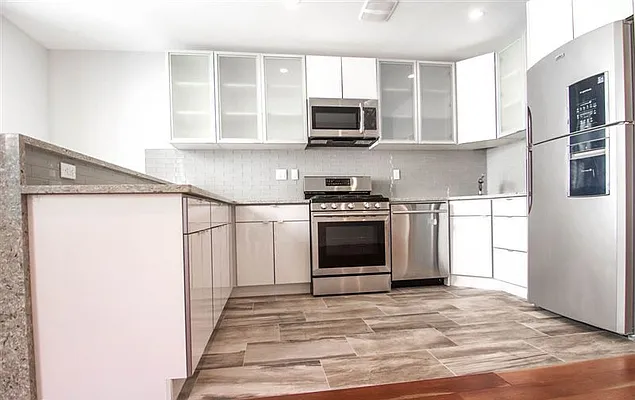 Rented by Nest Seekers International | media 23