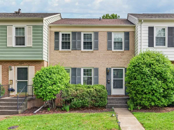 2806 Wellesley Ct, Blacksburg, VA 24060
