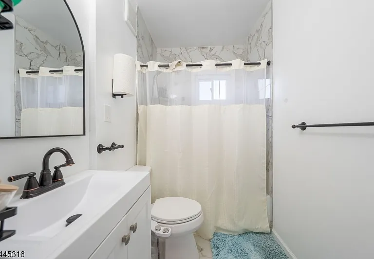 412 Spruce St — Photo 12
