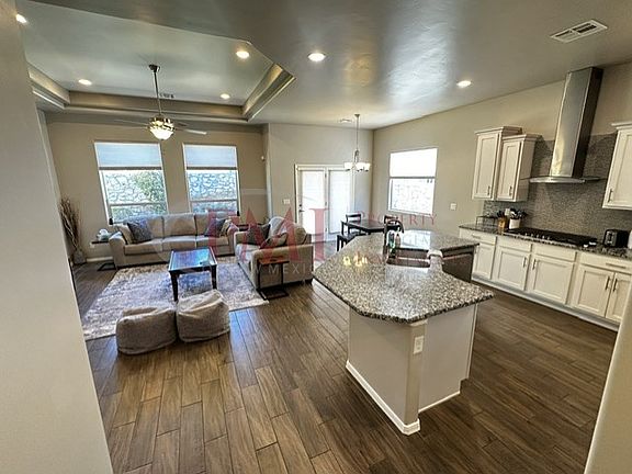 5th image of 3673 Cabrillo Ct