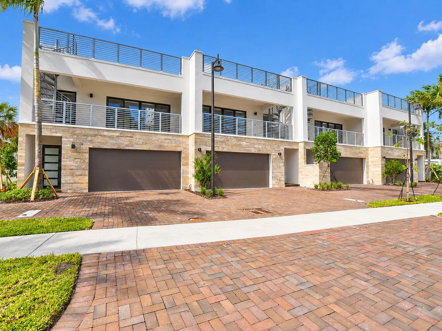 island estates — Photo 2