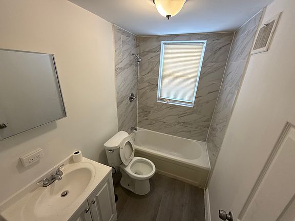 5th image of 3657 Dunnica Ave #1