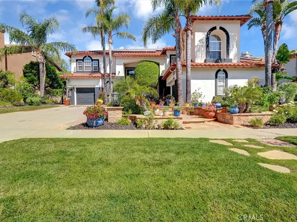 216 High Meadow St, Simi Valley, CA 93065