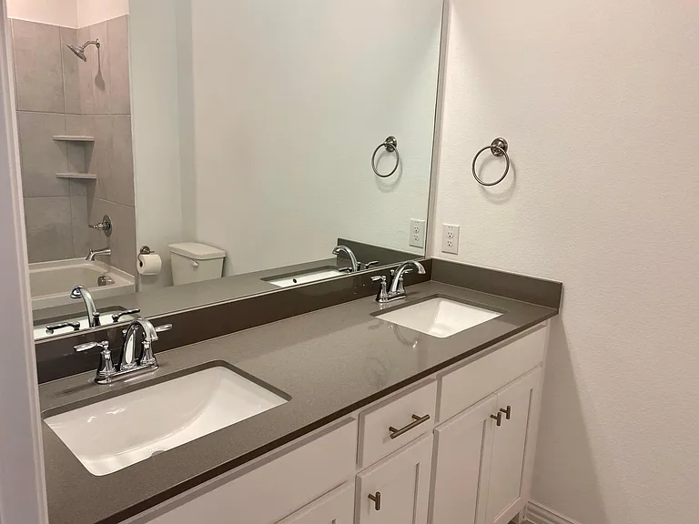 12954 Leopold Trl — Photo 8