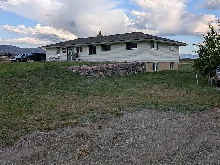 6 Slate Ct #1 — Photo 2