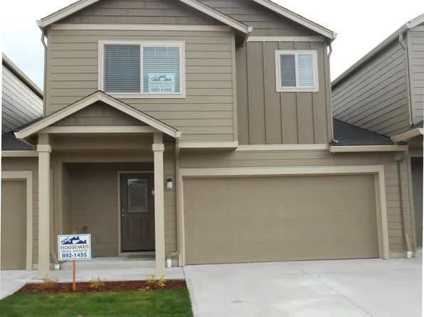 105 NE 14th St, Battle Ground, WA 98604