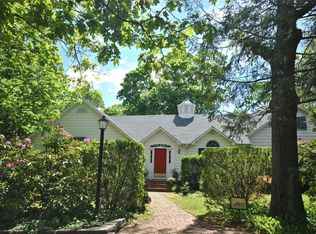 171 N Country Rd, Port Jefferson, NY 11777