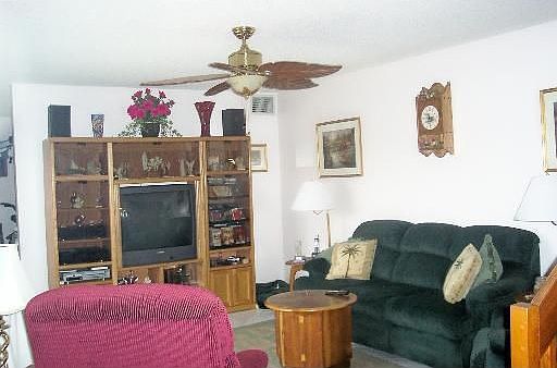 LIVING RM OPENS TO PATIO 4 GREAT ENTERTAINING