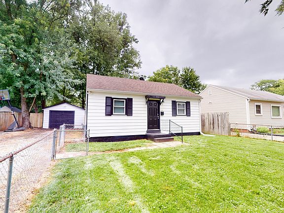 2nd image of 2046 Medford Ave