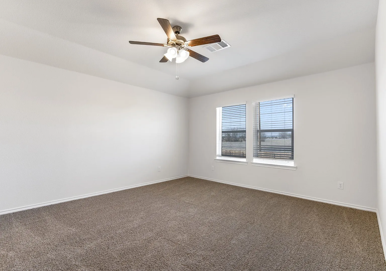 1804 Teton River Dr — Photo 2